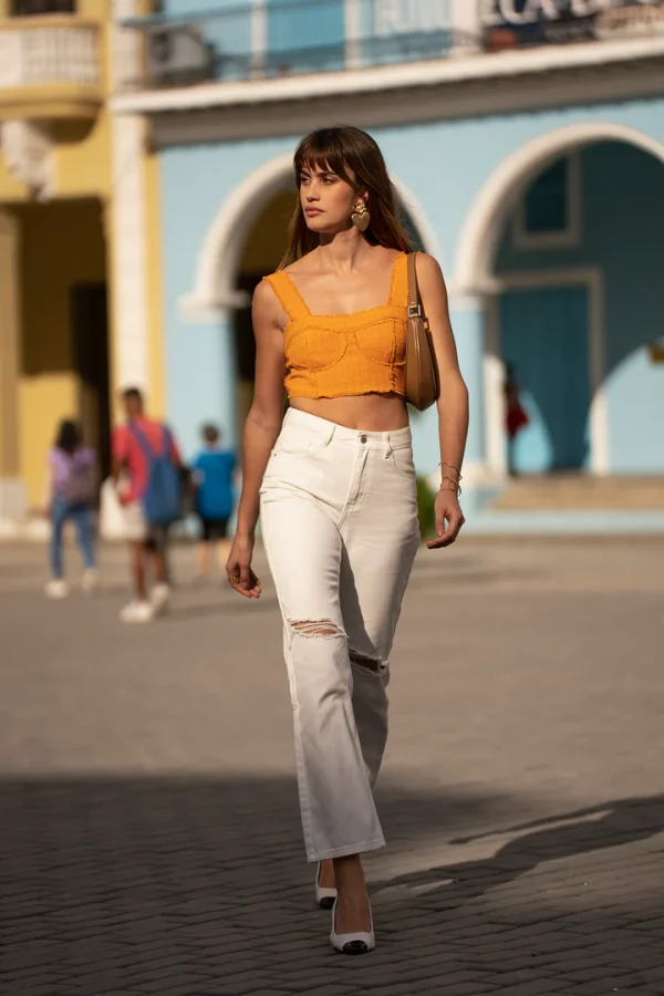 White high-waisted jeans-Make Your Image
